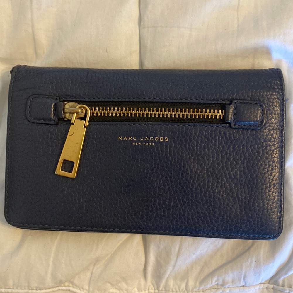 Marc Jacobs navy wallet on chain (no strap)